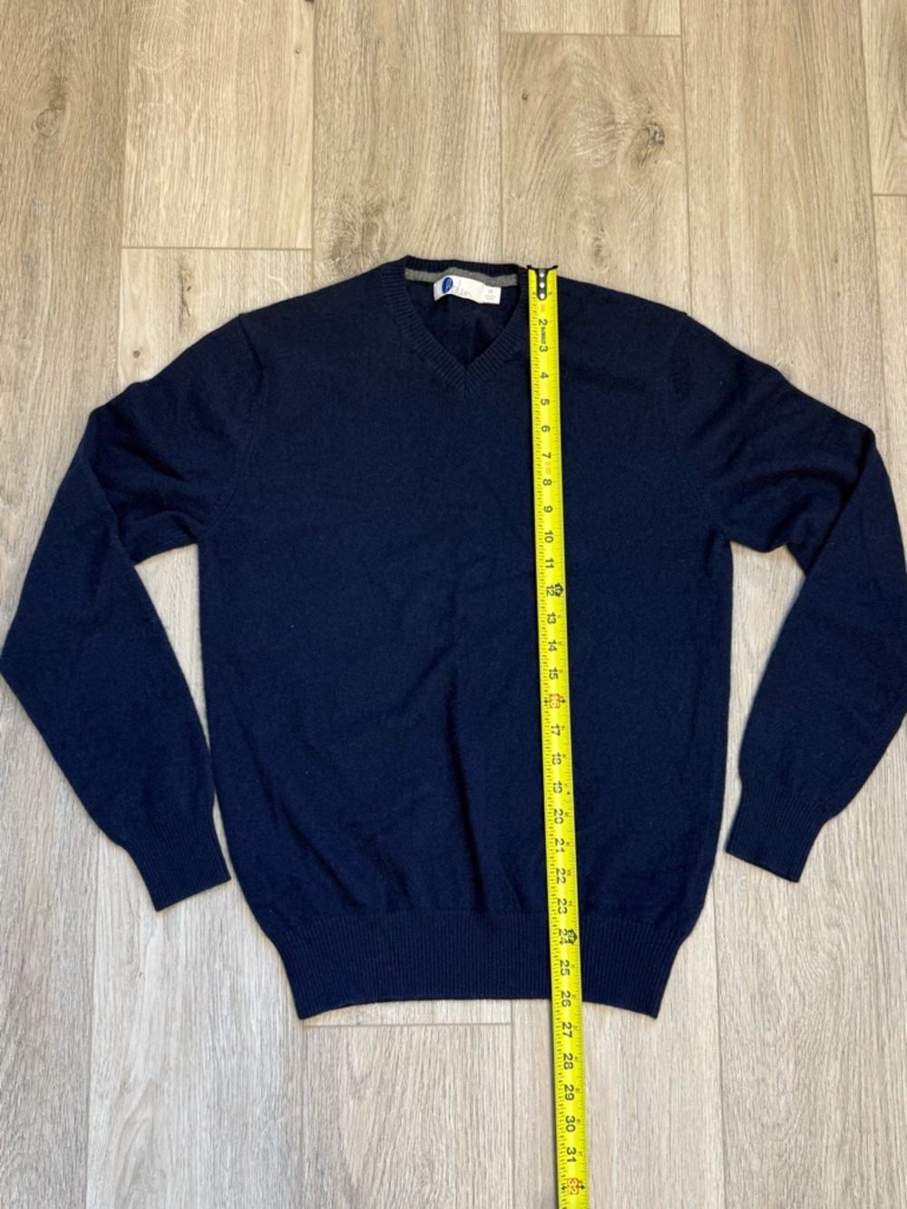 BODEN - Women's Navy V-Neck 100% Cashmere Sweater - Size M - Picture 5 of 7